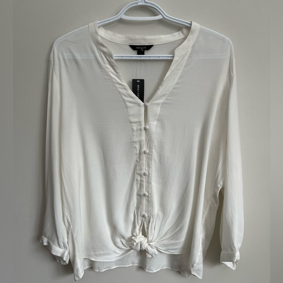 RW&co Tie Front 3/4 Sleeve Blouse - Picture 5 of 7
